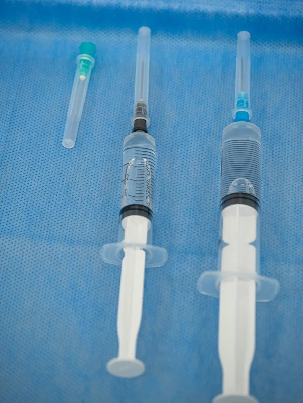  Yringe  and needle  111 - Medical Supply